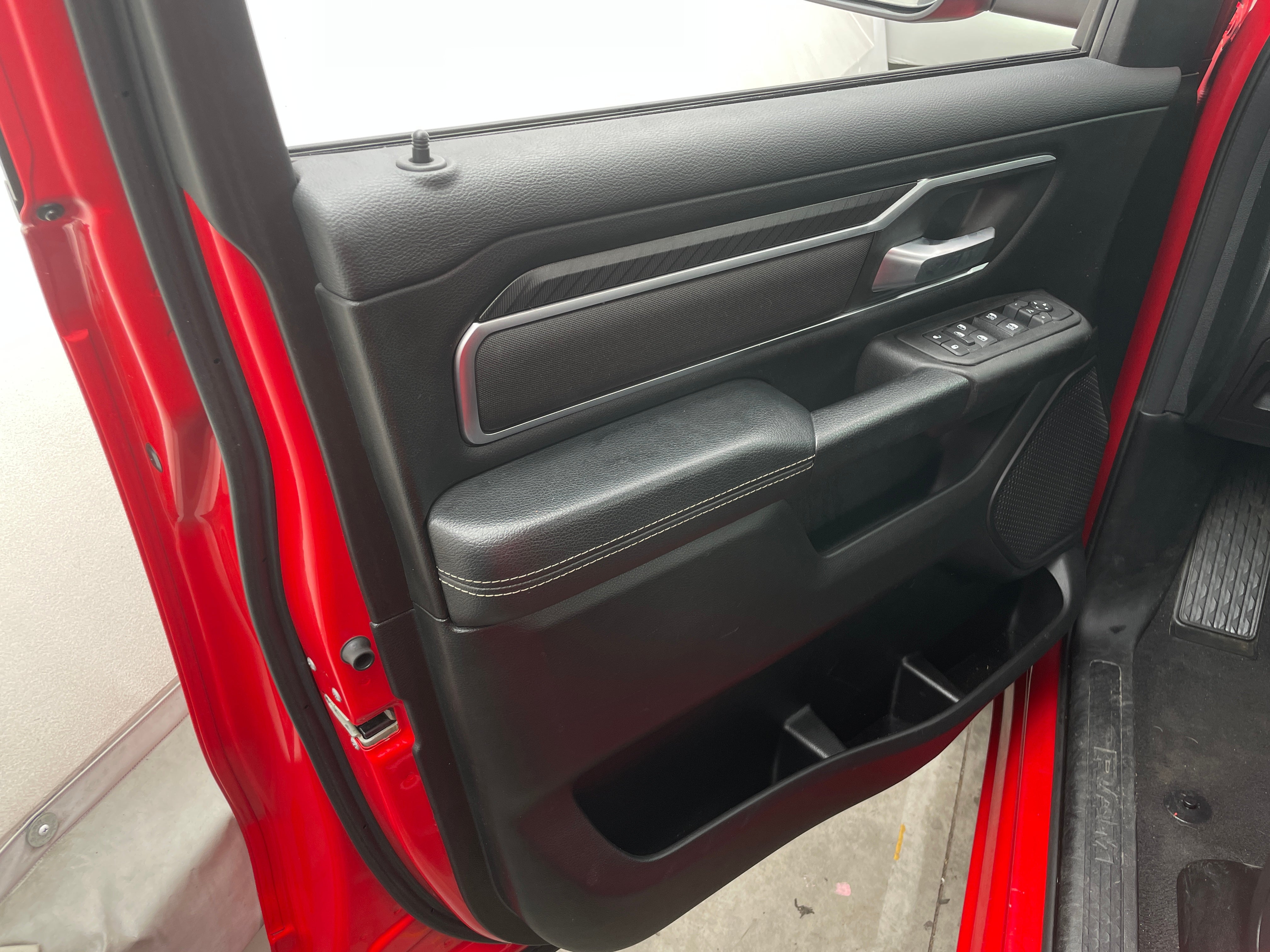 ram ram 1500 pickup 2025 1C6SRFFP9SN562966 image ram ram 1500 pickup 2025 1C6SRFFP9SN562966 image